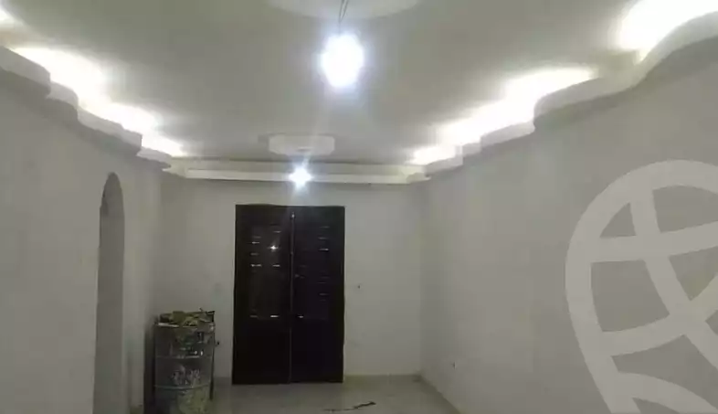 https://aqarmap.com.eg/en/listing/4111867-for-sale-cairo-downtown-gamra-atfet-al-madrasa
