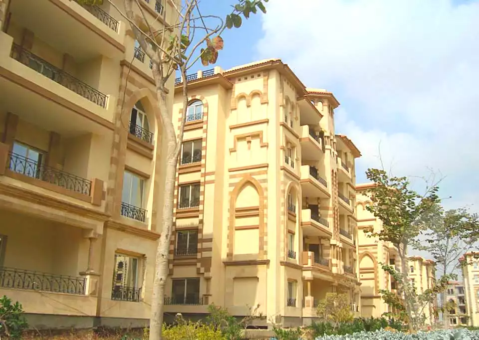 https://aqarmap.com.eg/en/listing/3726290-projects-hayati-residence