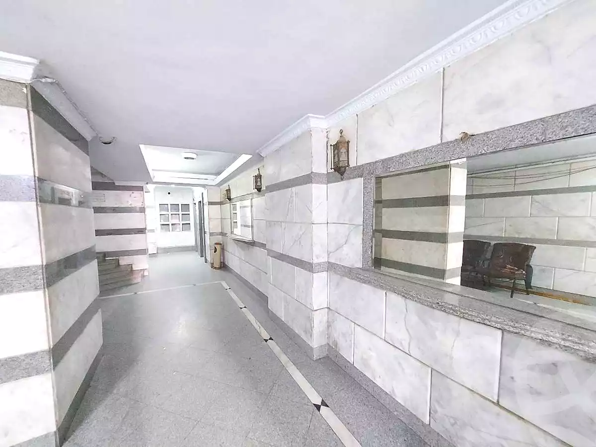 https://aqarmap.com.eg/en/listing/3747798-for-sale-cairo-garden-city-shr-lqsr-l-yny