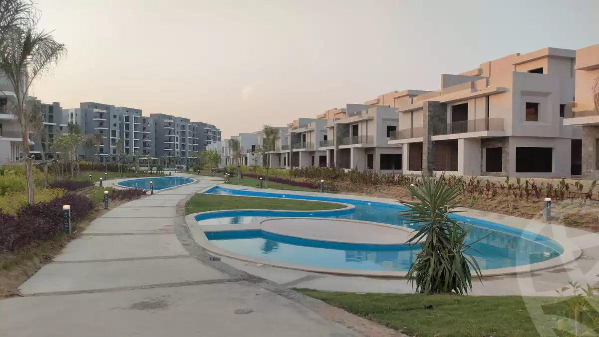 https://aqarmap.com.eg/ar/listing/3764587-for-sale-cairo-6th-of-october-compound-sun-capital