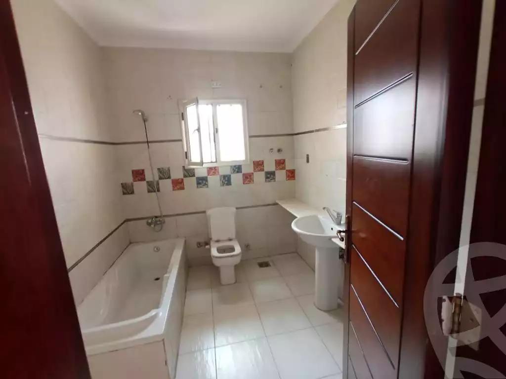 https://aqarmap.com.eg/ar/listing/3766587-for-sale-cairo-el-sheikh-zayed-city-compounds-greens