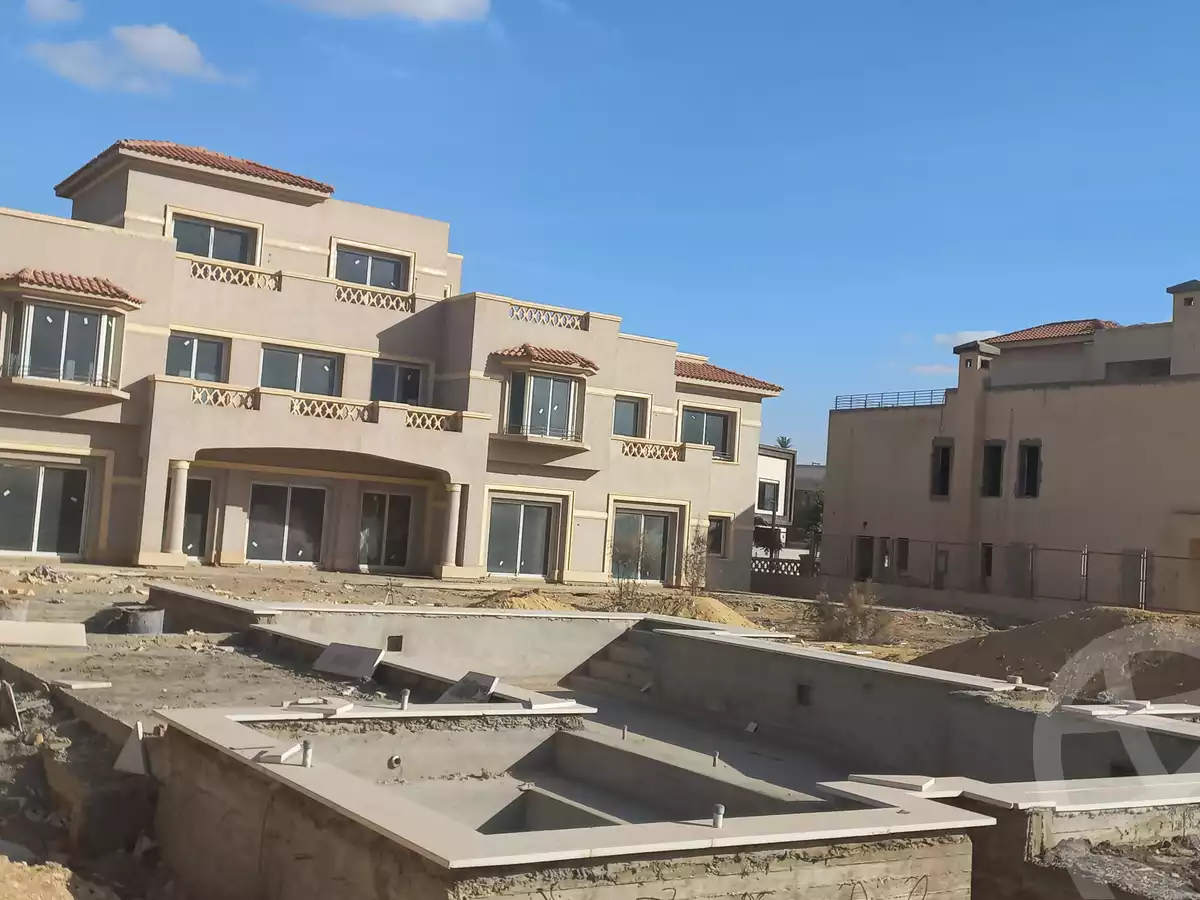 https://aqarmap.com.eg/ar/listing/3773085-for-sale-cairo-6th-of-october-compound-palm-hills-october-golf-views