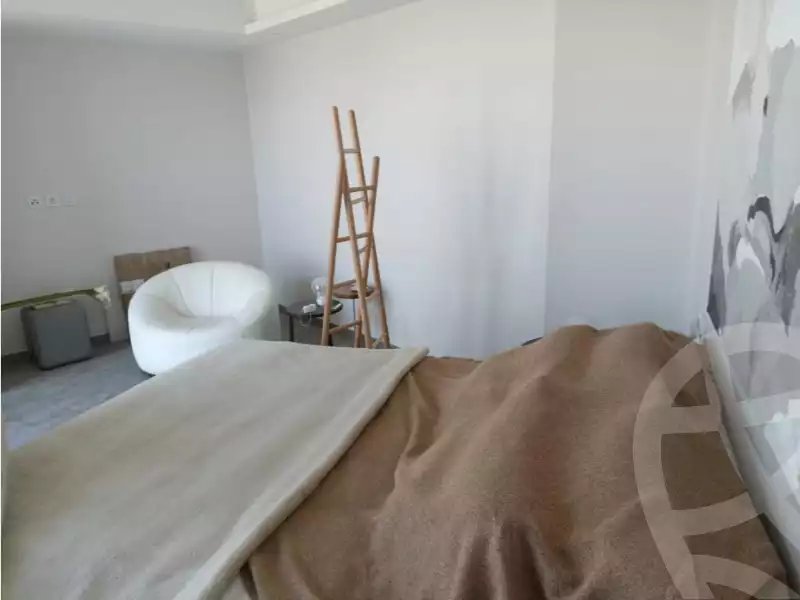 https://aqarmap.com.eg/ar/listing/3778939-for-sale-cairo-el-sheikh-zayed-city-compounds-brj-zyd-wr-llttwyr