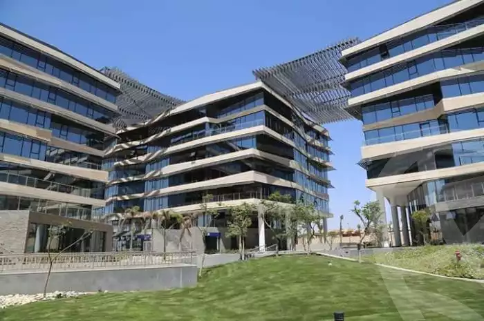 https://aqarmap.com.eg/ar/listing/3779101-for-rent-cairo-el-sheikh-zayed-city-compounds-in-sheikh-zayed-the-polygon