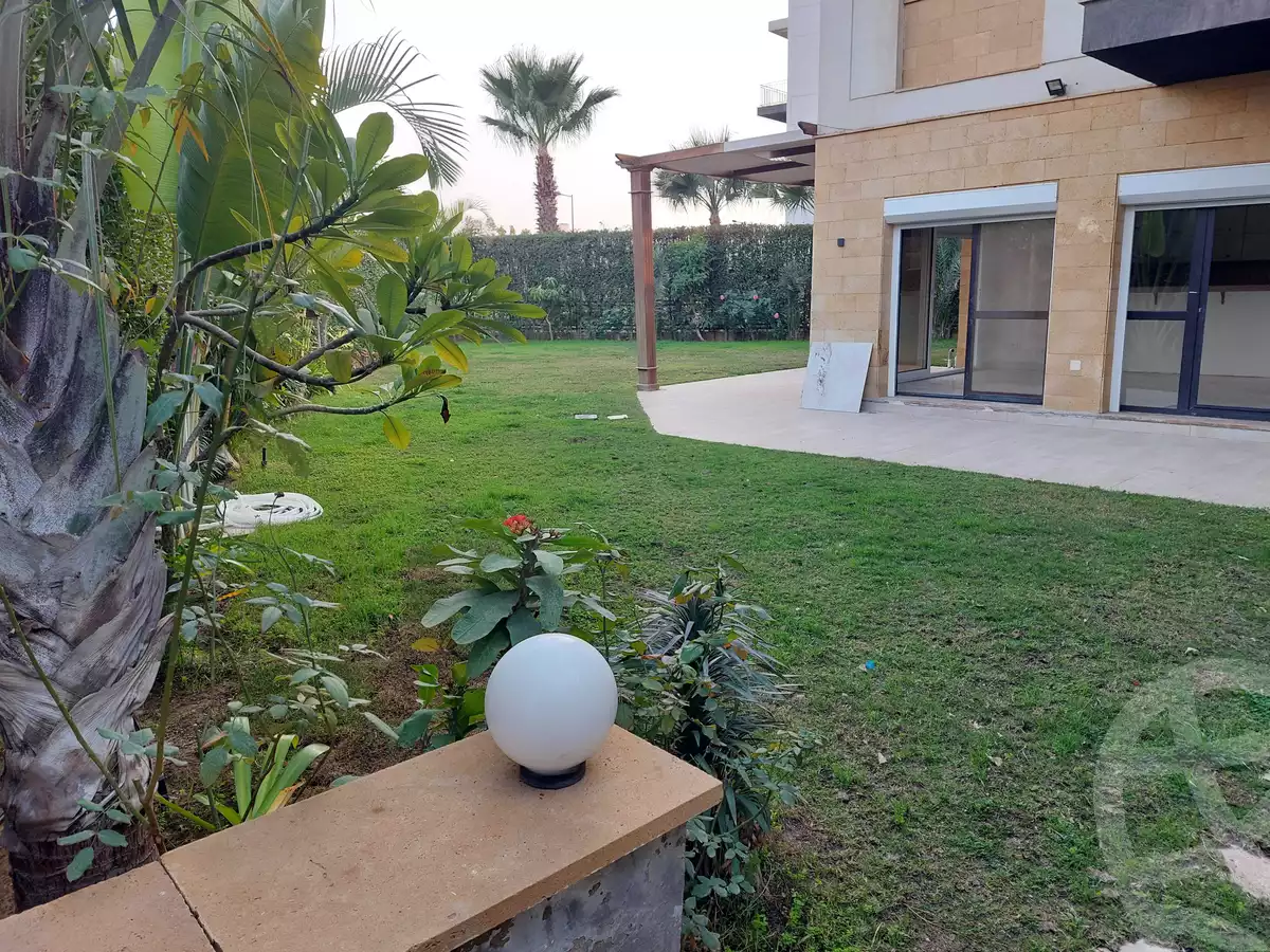 https://aqarmap.com.eg/en/listing/4092202-for-rent-cairo-el-sheikh-zayed-city-compounds-kmbwnd-wyst-twn-swdyk