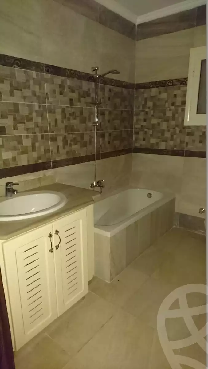 https://aqarmap.com.eg/ar/listing/3790159-for-rent-alexandria-smouha-abd-el-maksoud-st