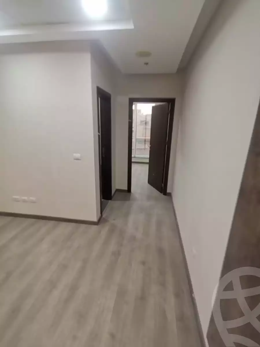 https://aqarmap.com.eg/ar/listing/3791577-for-sale-cairo-el-sheikh-zayed-city-compounds-tryfywm-zyd-nm-llttwyr