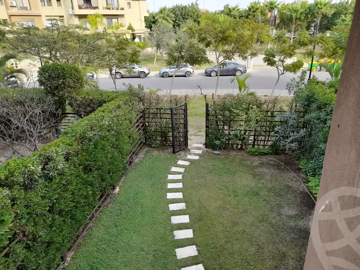 https://aqarmap.com.eg/ar/listing/3796438-for-sale-cairo-el-sheikh-zayed-city-compounds-in-sheikh-zayed-beverly-hills