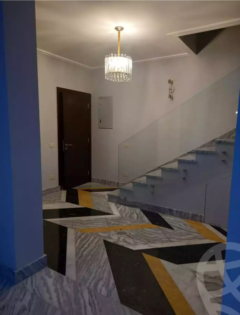 https://aqarmap.com.eg/en/listing/3798228-for-rent-cairo-el-sheikh-zayed-city-compounds-kmbwnd-wyst-twn-swdyk