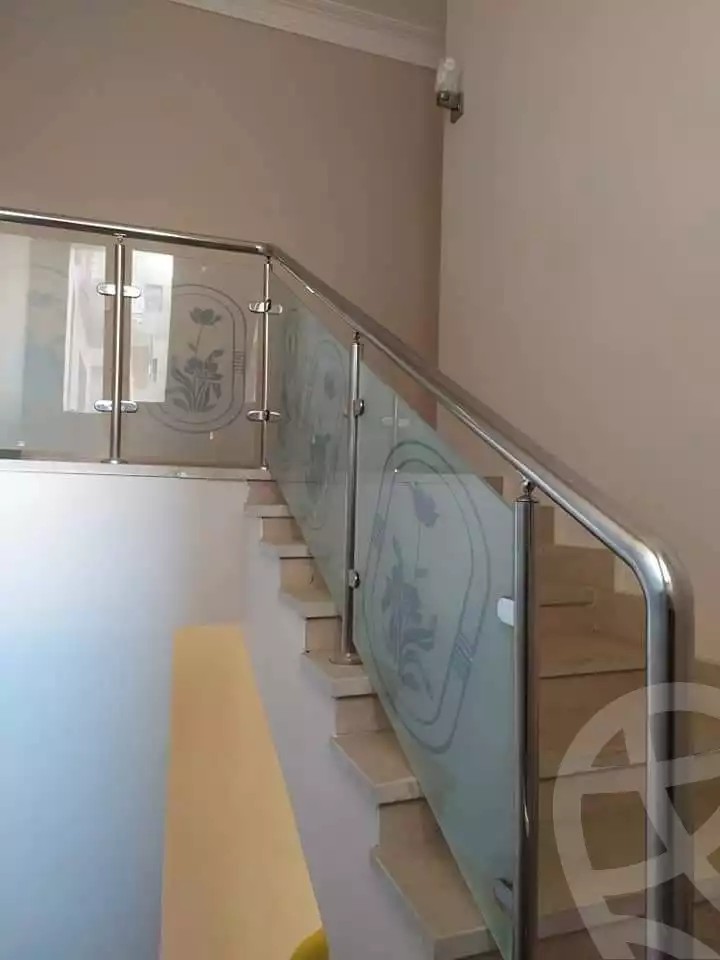 https://aqarmap.com.eg/ar/listing/3799425-for-sale-cairo-el-sheikh-zayed-city-compounds-in-sheikh-zayed-casa