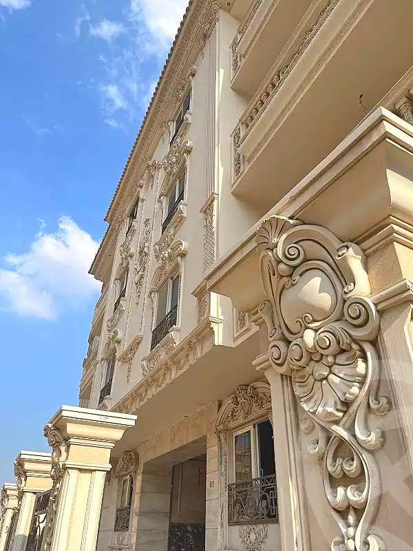 https://aqarmap.com.eg/ar/listing/4164300-for-sale-cairo-6th-of-october-byt-lwtn-byt-lwtn-ltkmyly