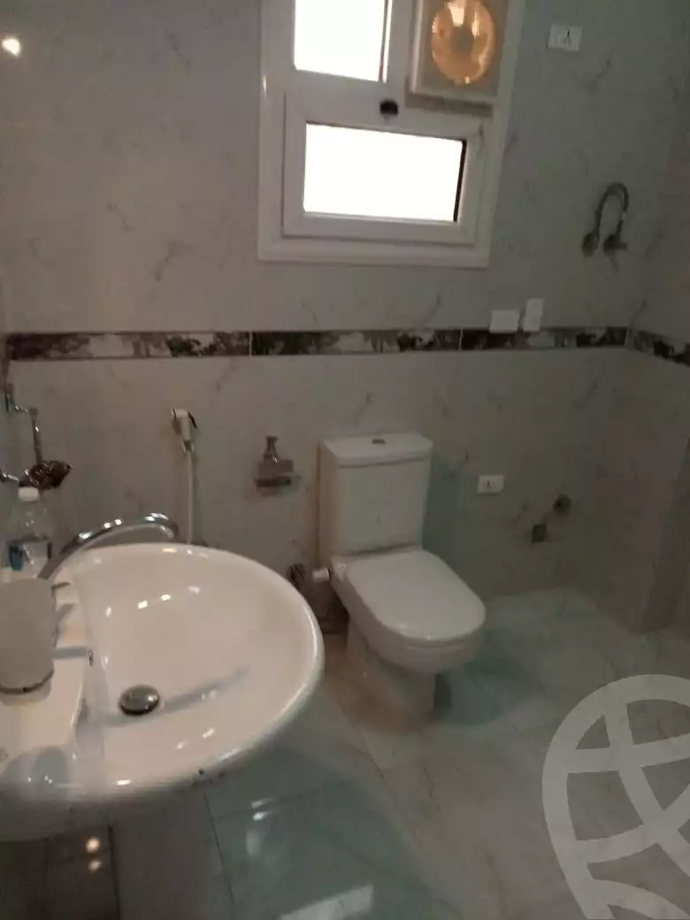 https://aqarmap.com.eg/ar/listing/3808311-for-rent-cairo-new-cairo-south-investors-mohammed-nagib-axis-st