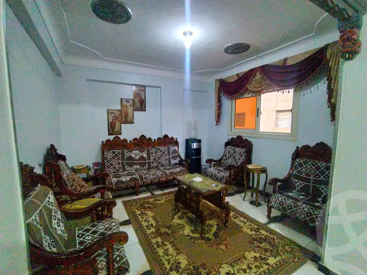 https://aqarmap.com.eg/ar/listing/3815049-for-sale-alexandria-bw-qyr-street-25