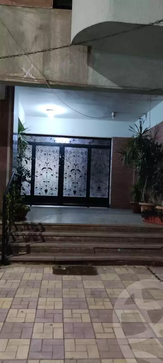 https://aqarmap.com.eg/ar/listing/3816465-for-rent-cairo-nasr-city-hay-el-sefarat-saeed-zakareya-st