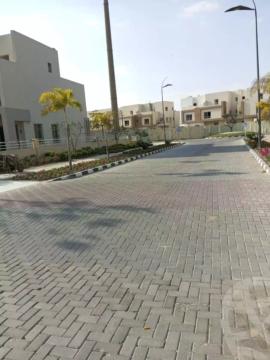 https://aqarmap.com.eg/ar/listing/3825388-for-sale-cairo-6th-of-october-compound-grand-heights