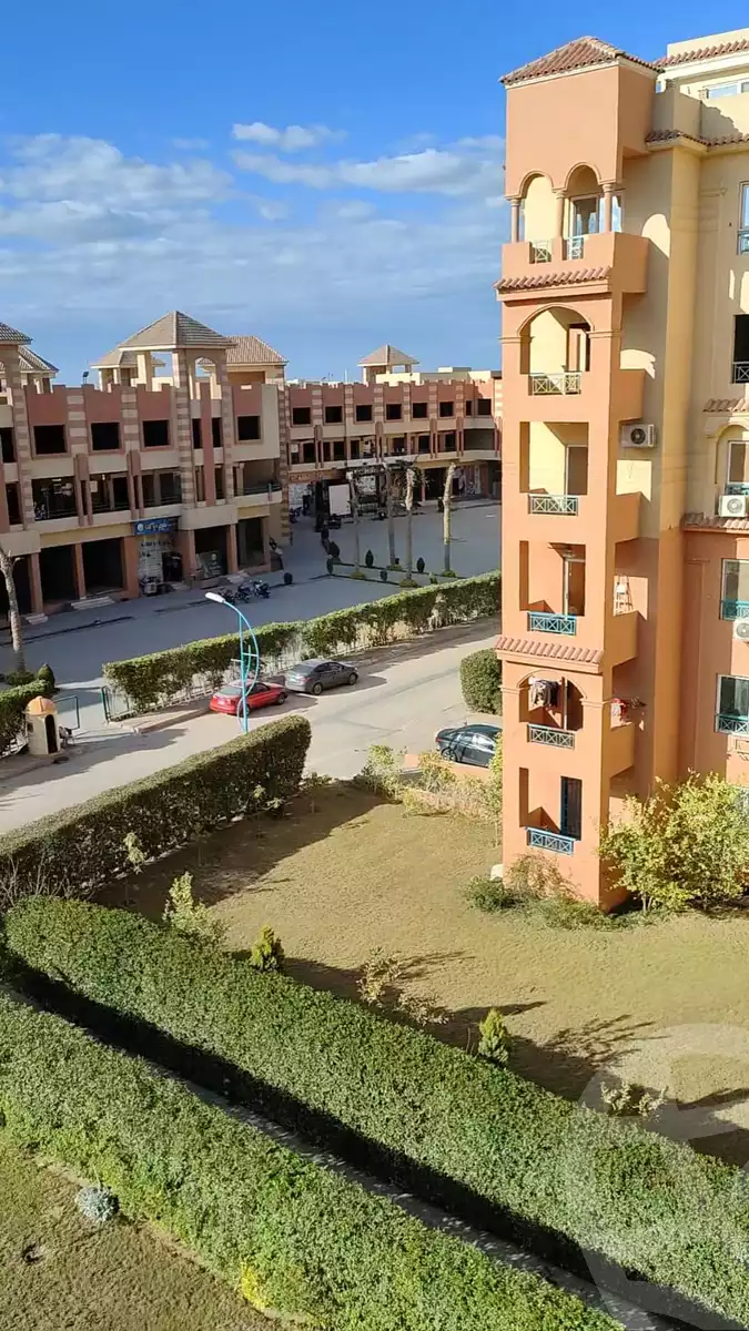 https://aqarmap.com.eg/ar/listing/3831999-for-sale-cairo-6th-of-october-compound-rehab-october