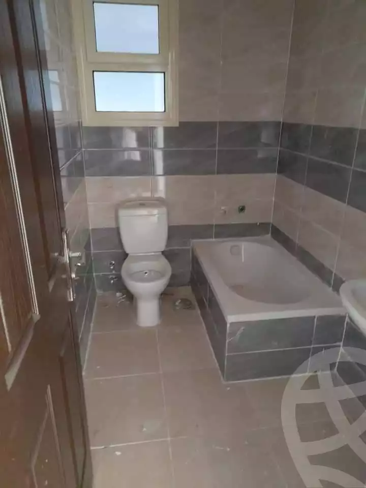 https://aqarmap.com.eg/en/listing/4265318-for-sale-north-coast-resorts-emirates-heights
