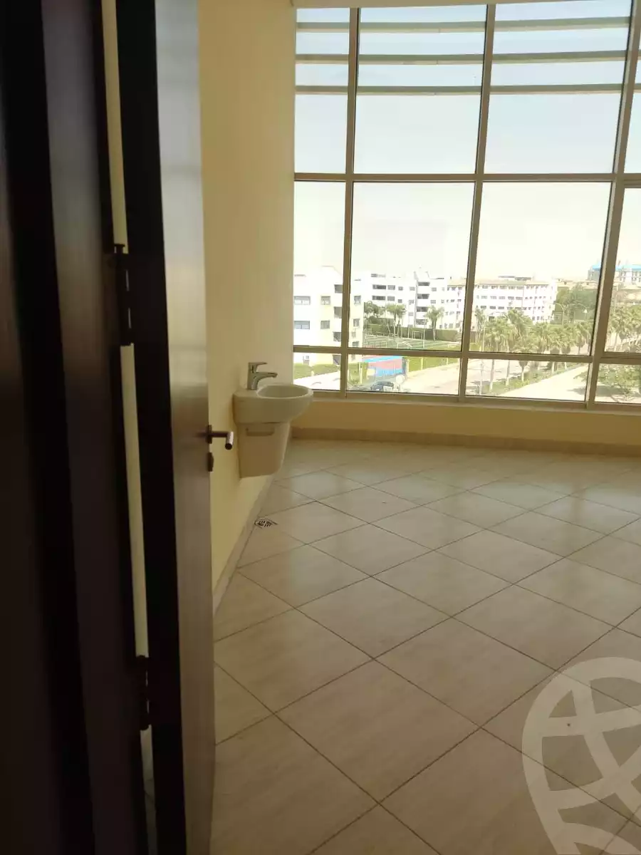 https://aqarmap.com.eg/ar/listing/3837156-for-sale-porto-cairo-mall