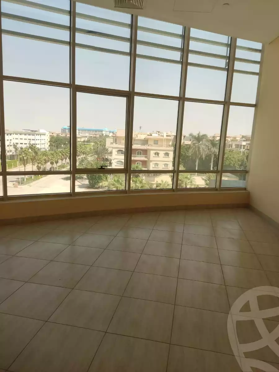 https://aqarmap.com.eg/ar/listing/3837156-for-sale-porto-cairo-mall