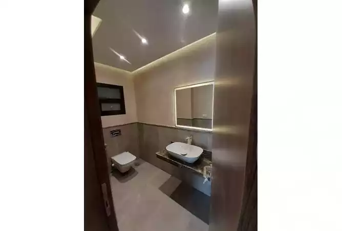 https://aqarmap.com.eg/ar/listing/3852105-for-rent-cairo-new-cairo-compounds-dh-bwdywm-cairo-festival-city