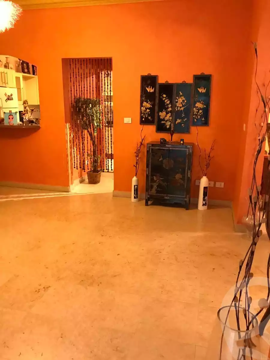 https://aqarmap.com.eg/ar/listing/3773135-for-sale-cairo-new-cairo-lrhb-city-phase-1-ahmed-rami-st
