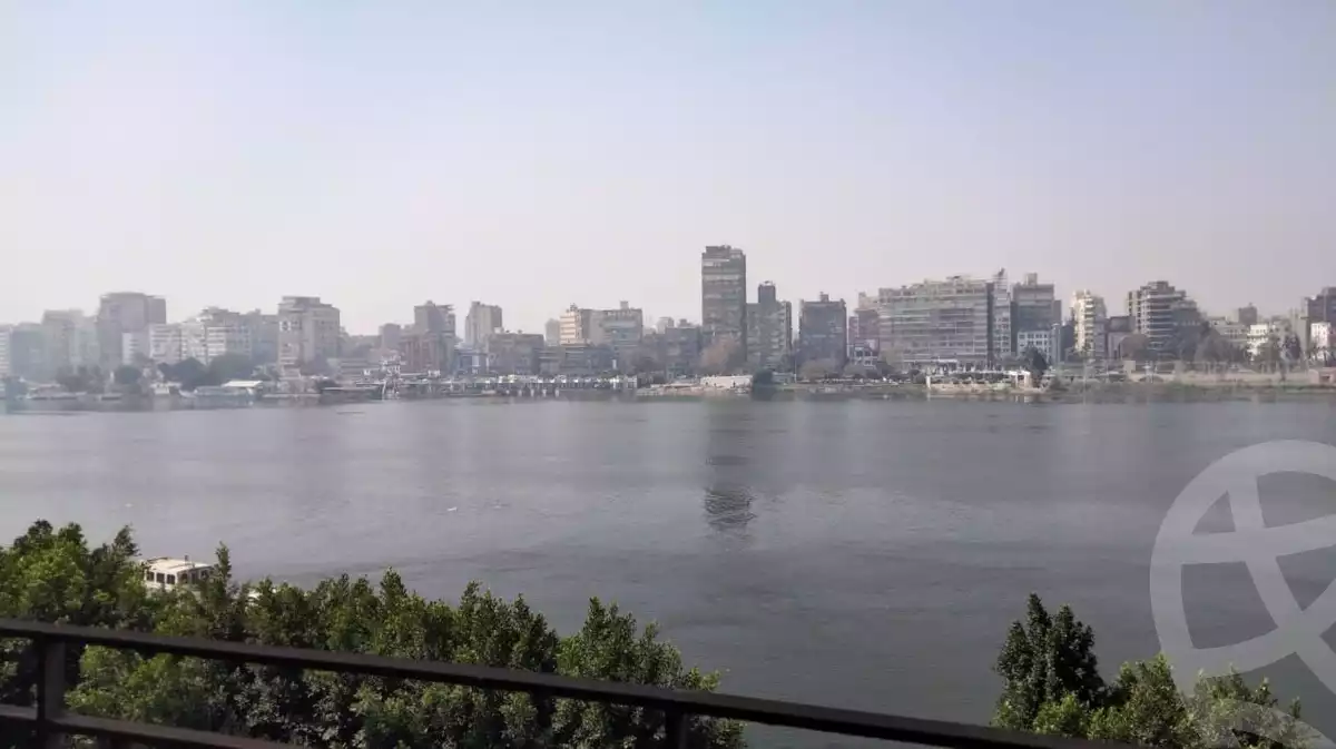 https://aqarmap.com.eg/ar/listing/3853154-for-sale-cairo-manial-kwrnysh-lmnyl