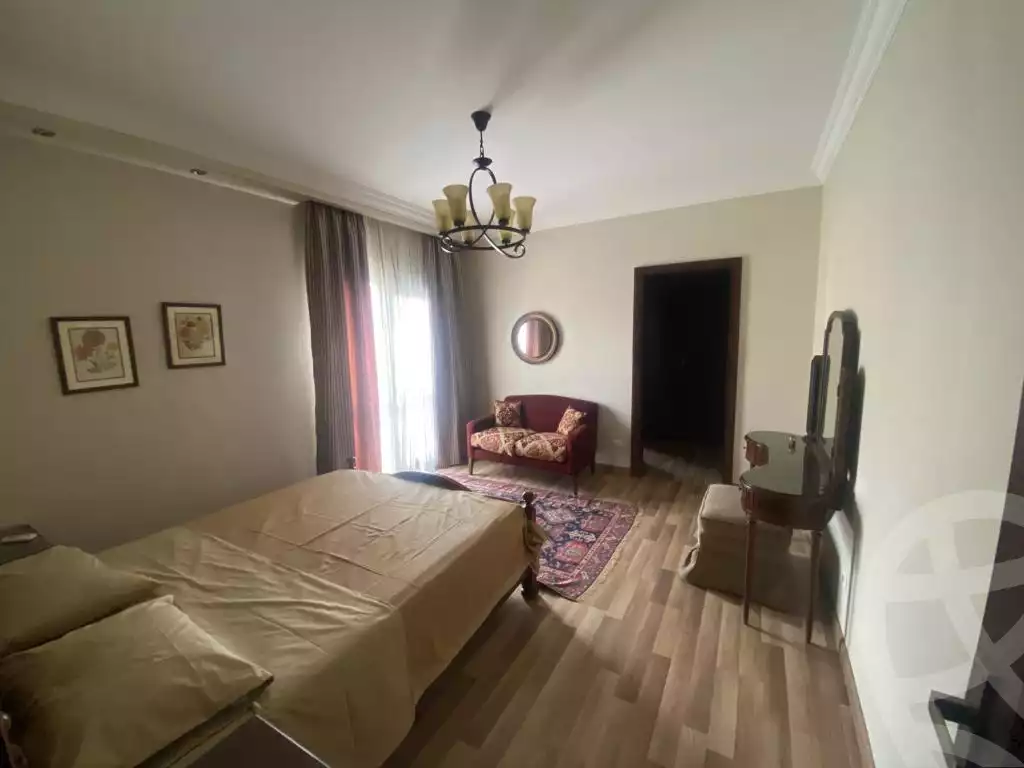 https://aqarmap.com.eg/ar/listing/3854335-for-rent-cairo-el-sheikh-zayed-city-compounds-kmbwnd-wyst-twn-swdyk