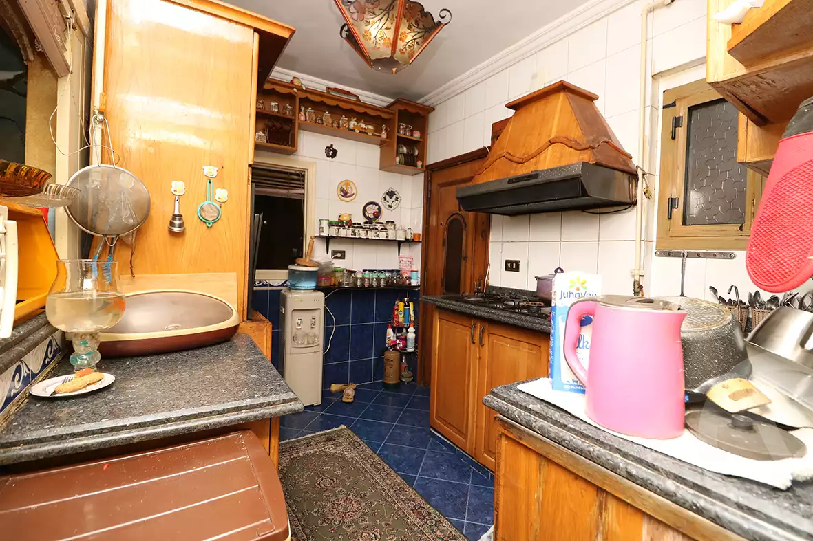 https://aqarmap.com.eg/ar/listing/3856550-for-sale-alexandria-saba-basha-shr-bw-qyr-tryq-lhry