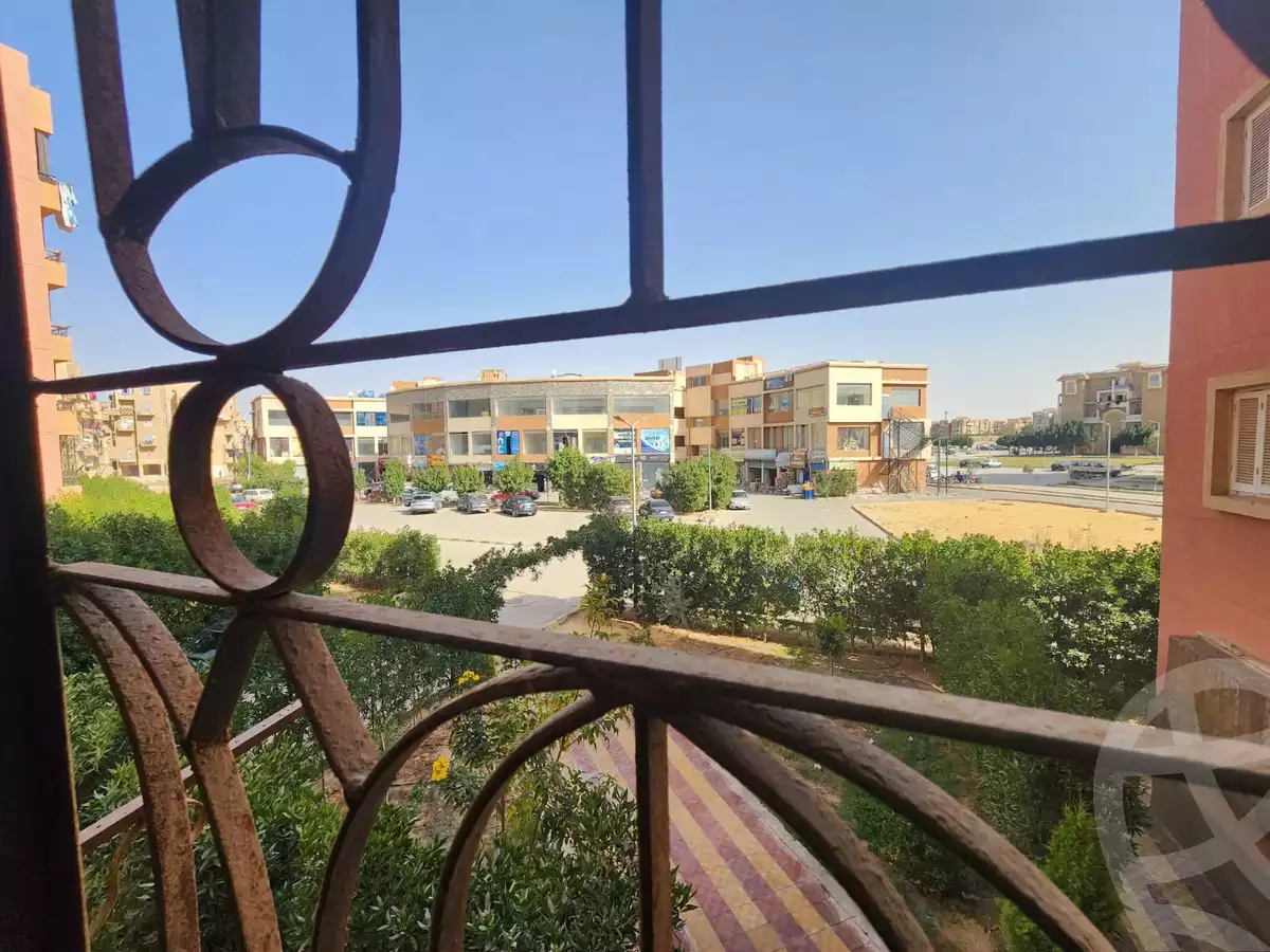 https://aqarmap.com.eg/ar/listing/3856850-for-sale-cairo-el-shorouk-skn-lshbb-63m