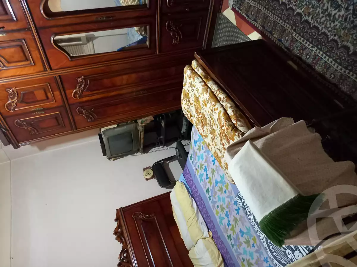 https://aqarmap.com.eg/ar/listing/3861060-for-sale-alexandria-moharram-bey-abd-el-ghaffar-ln