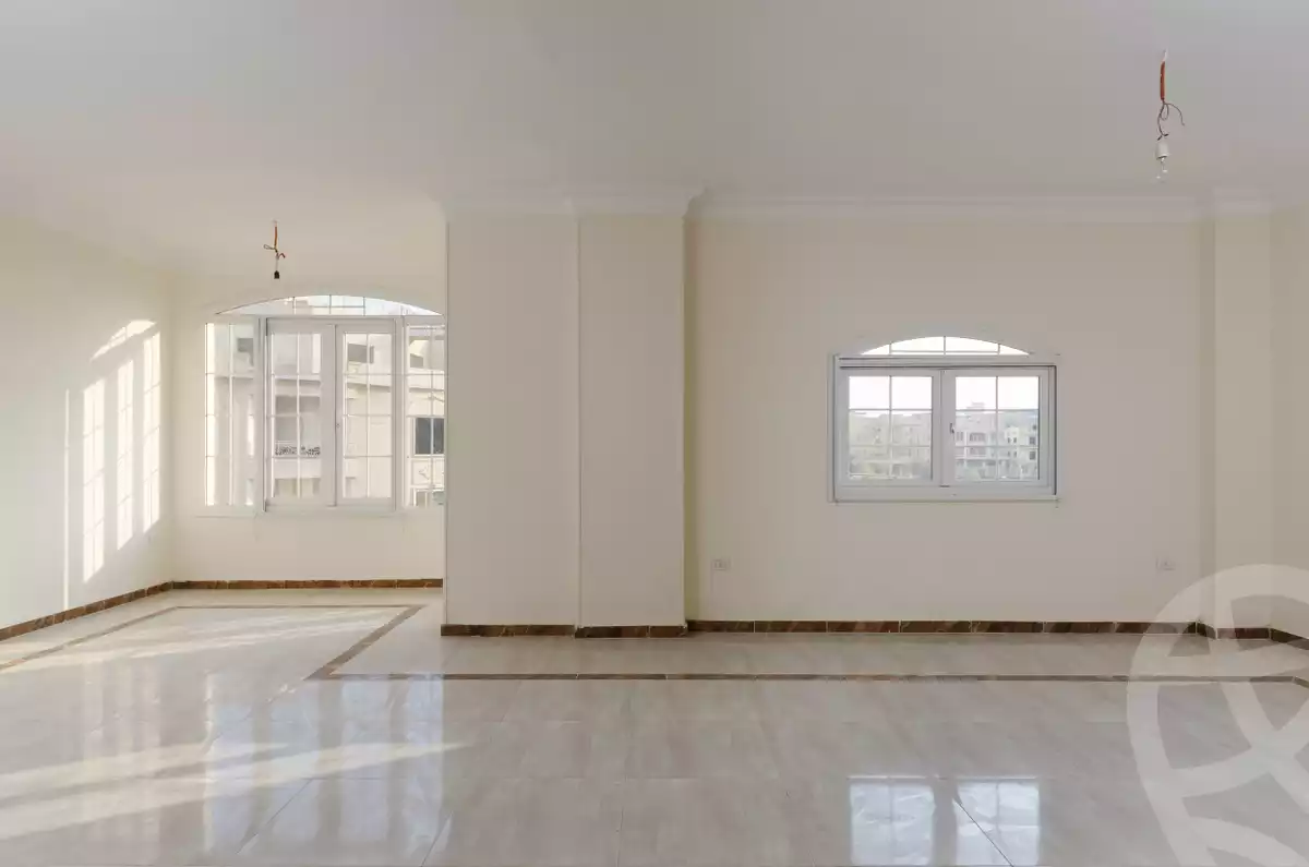 https://aqarmap.com.eg/ar/listing/3861478-for-rent-cairo-new-cairo-compounds-el-rawda