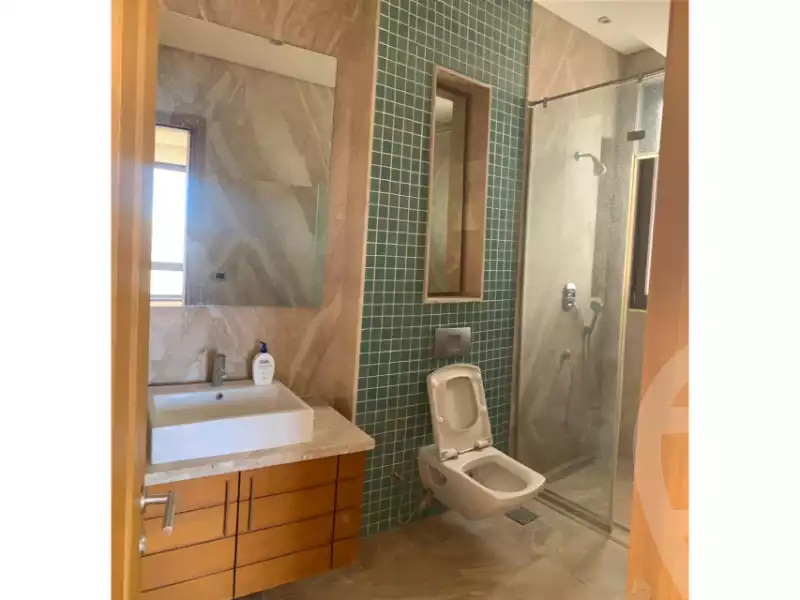 https://aqarmap.com.eg/en/listing/4232296-for-sale-cairo-el-sheikh-zayed-city-compounds-kmbwnd-wyst-twn-swdyk