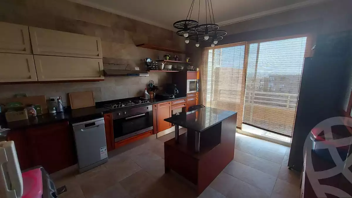 https://aqarmap.com.eg/ar/listing/3869809-for-sale-cairo-el-sheikh-zayed-city-compounds-in-sheikh-zayed-jewar