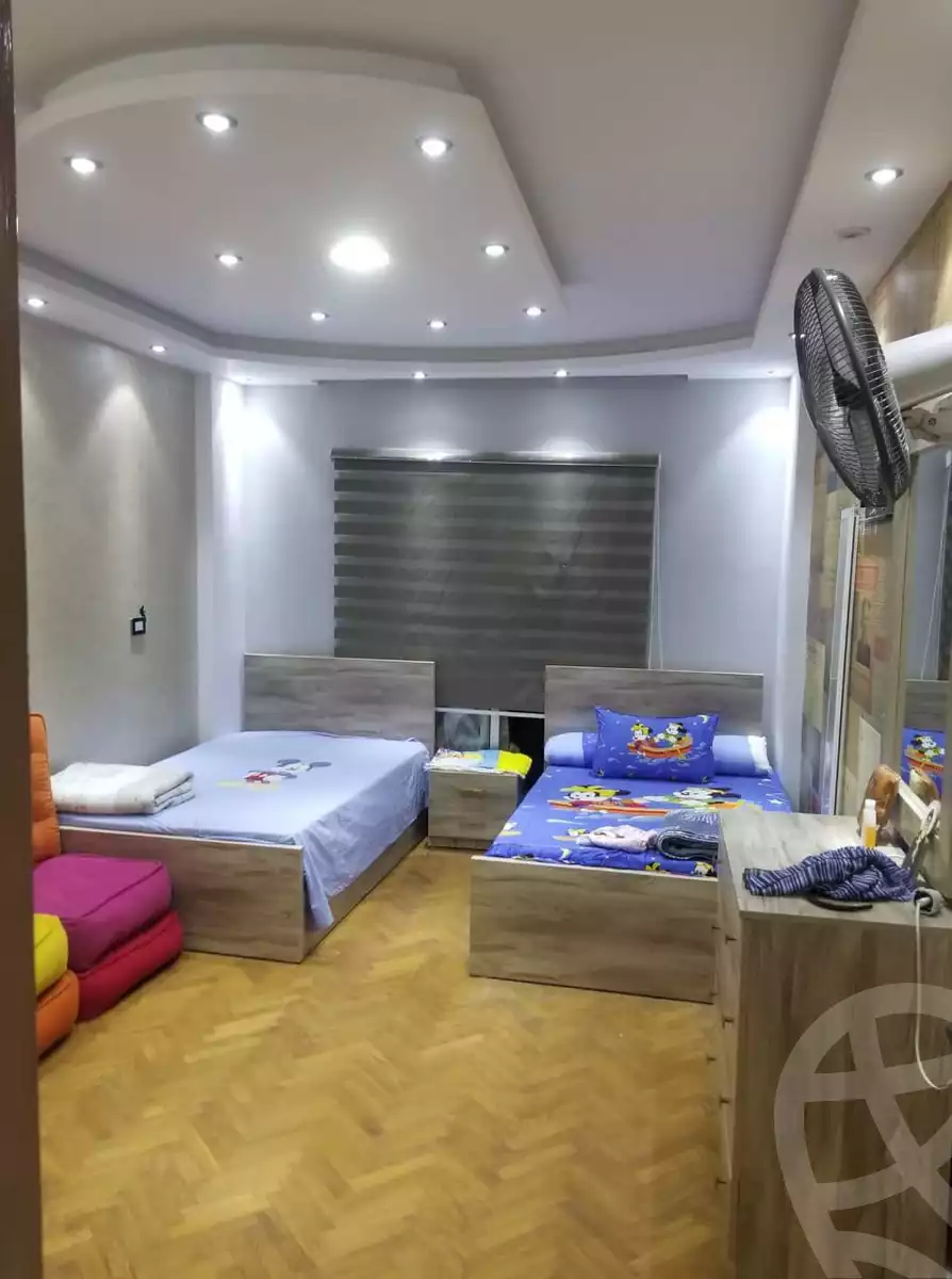 https://aqarmap.com.eg/ar/listing/3870780-for-sale-cairo-new-cairo-lrhb-city-phase-8