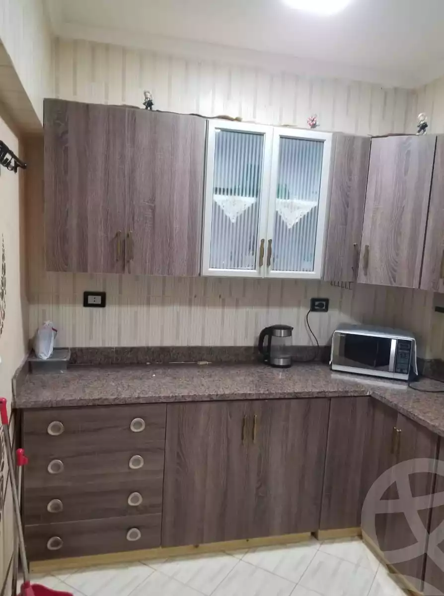 https://aqarmap.com.eg/ar/listing/3870780-for-sale-cairo-new-cairo-lrhb-city-phase-8