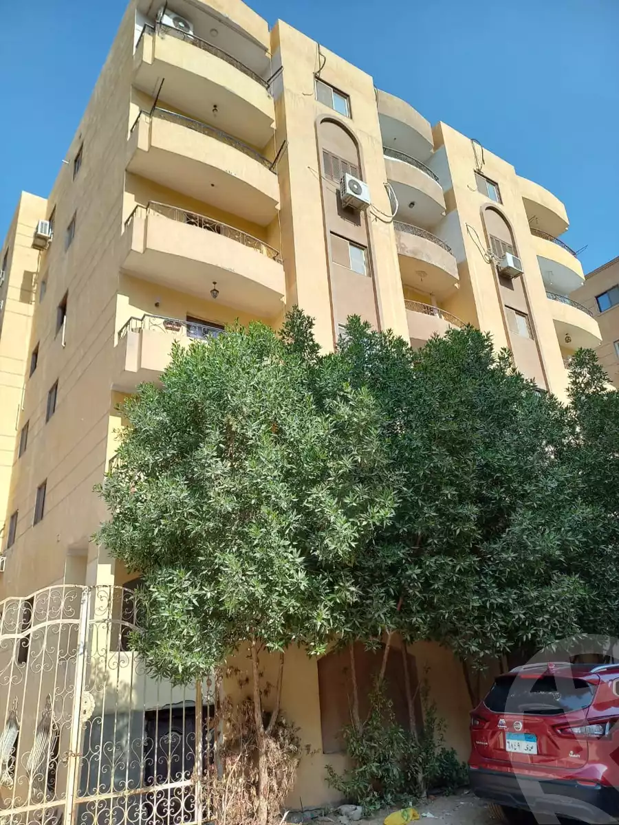 https://aqarmap.com.eg/ar/listing/3871614-for-sale-cairo-hdyq-lhrm--mntq