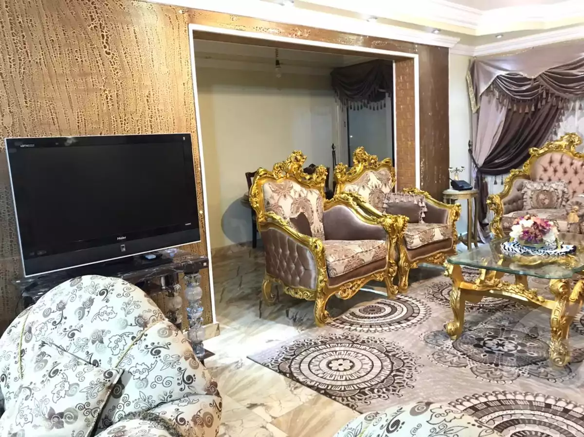 https://aqarmap.com.eg/ar/listing/3872547-for-sale-cairo-el-sheikh-zayed-city-compounds-in-sheikh-zayed-beverly-hills