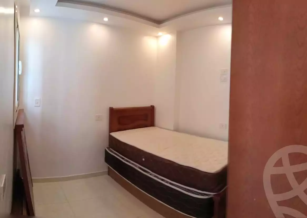 https://aqarmap.com.eg/ar/listing/3873327-for-sale-alexandria-cleopatra-shr-bw-qyr-tryq-lhry