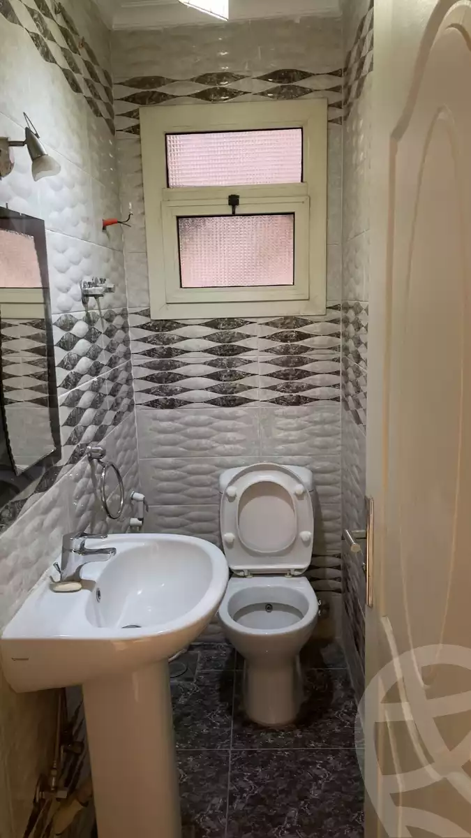 https://aqarmap.com.eg/ar/listing/3877159-for-sale-cairo-maadi-ring-road-medium-plateau-compound-el-baron-city