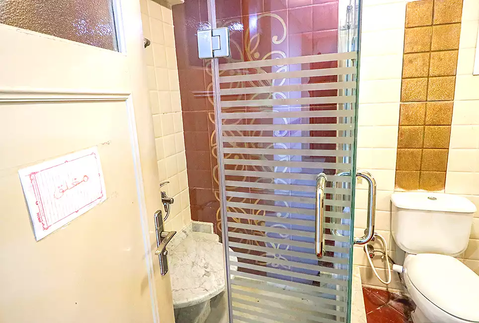 https://aqarmap.com.eg/ar/listing/3877718-for-sale-alexandria-zezenia-kasr-al-safa-st