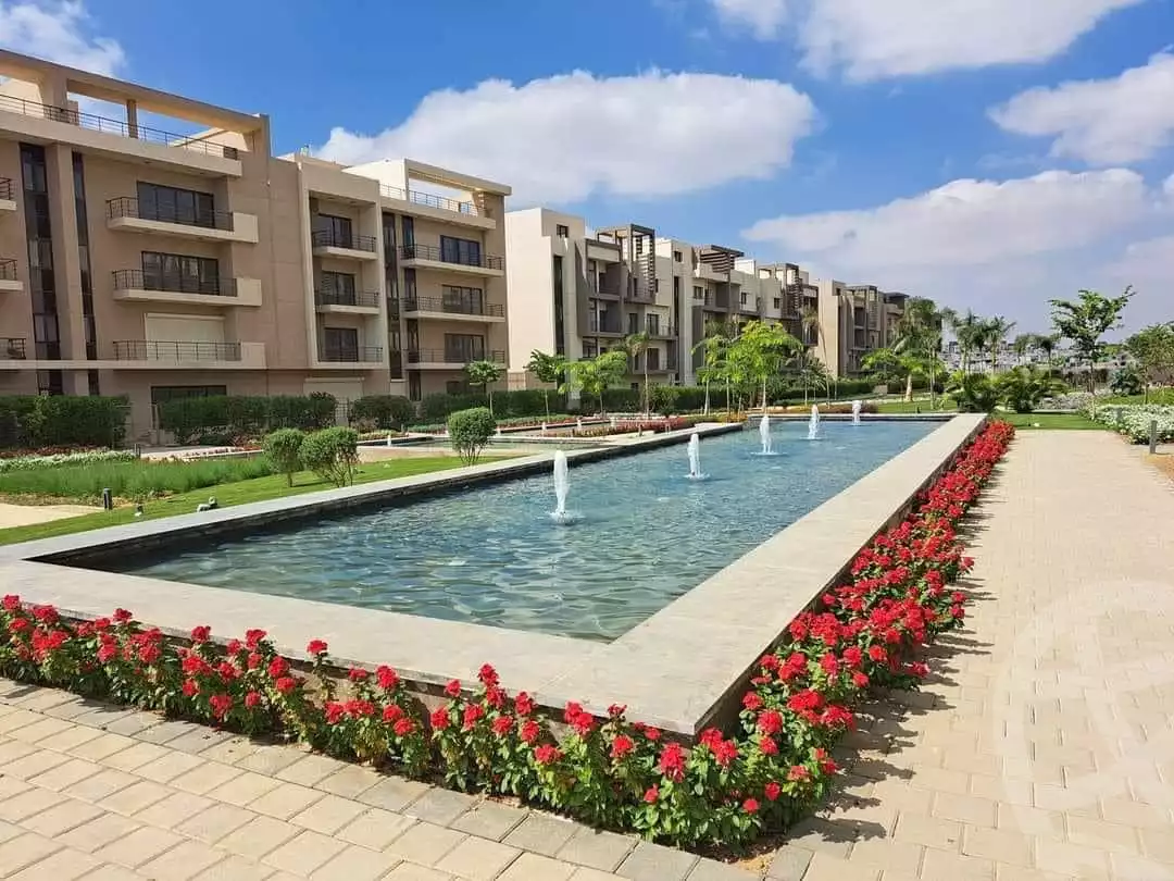https://aqarmap.com.eg/ar/listing/3878314-for-sale-cairo-new-cairo-compounds-fifth-square