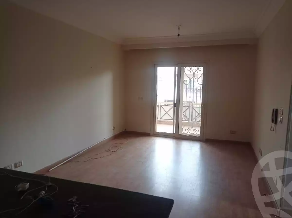 https://aqarmap.com.eg/ar/listing/3884000-for-rent-cairo-el-sheikh-zayed-city-compounds-greens