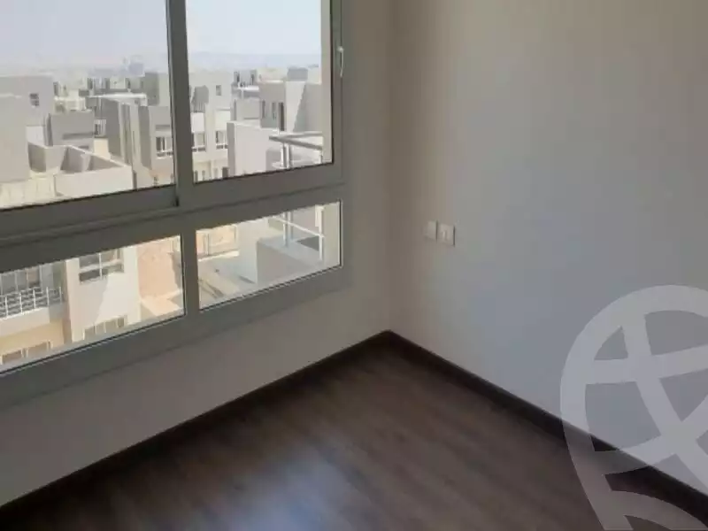 https://aqarmap.com.eg/ar/listing/3886262-for-sale-cairo-el-sheikh-zayed-city-compounds-in-sheikh-zayed-etapa