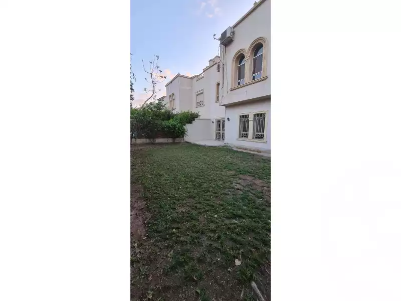 https://aqarmap.com.eg/ar/listing/3831933-for-rent-cairo-el-sheikh-zayed-city-compounds-greens