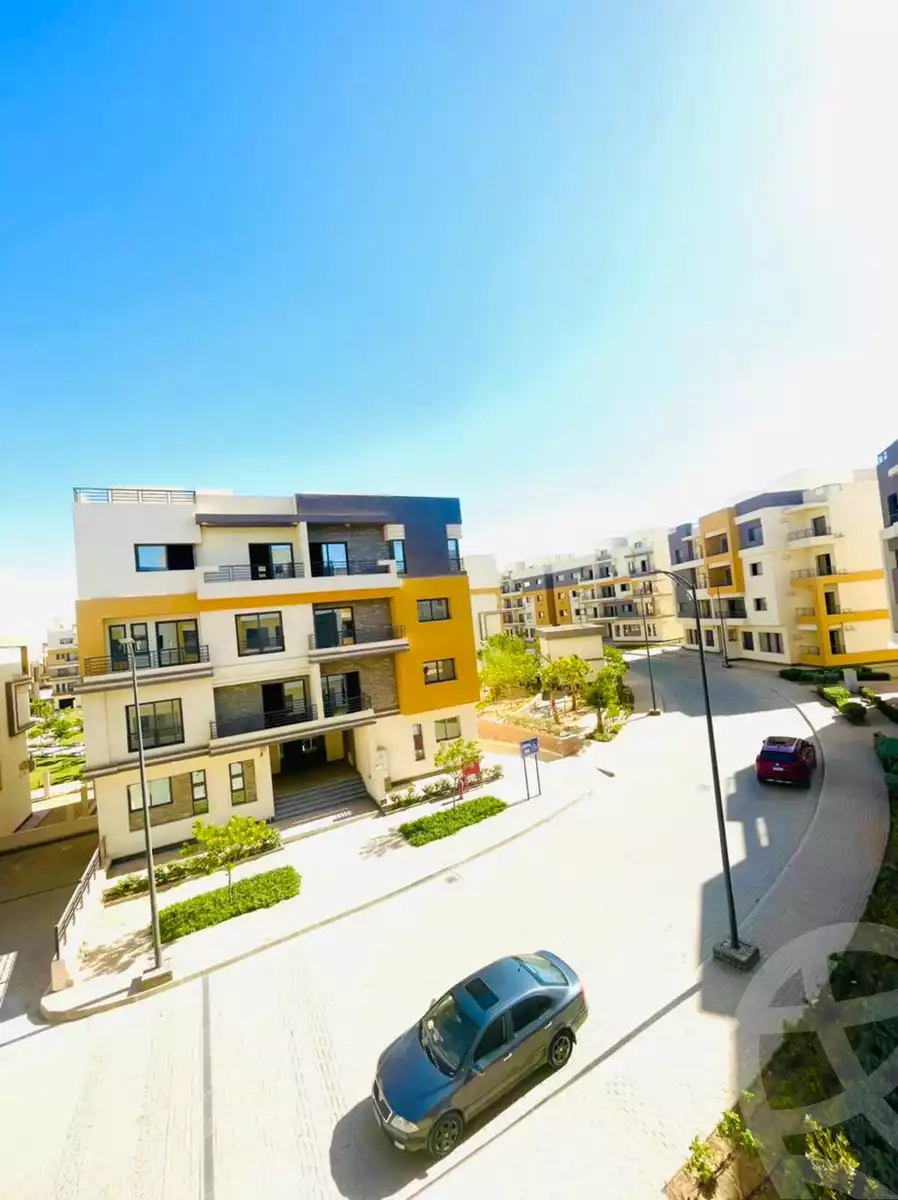 https://aqarmap.com.eg/ar/listing/3889365-for-sale-cairo-6th-of-october-compound-tala