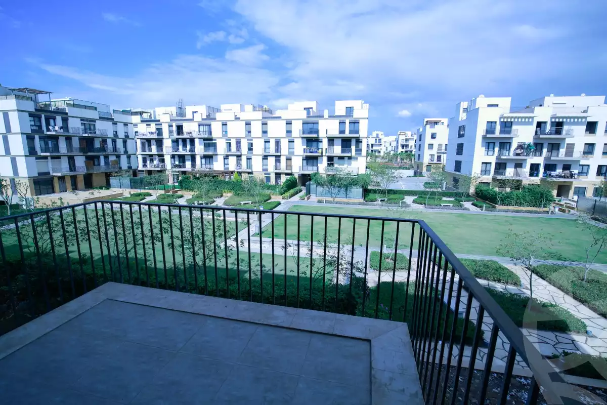 https://aqarmap.com.eg/ar/listing/3890123-for-rent-cairo-el-sheikh-zayed-city-compounds-kmbwnd-wyst-twn-swdyk