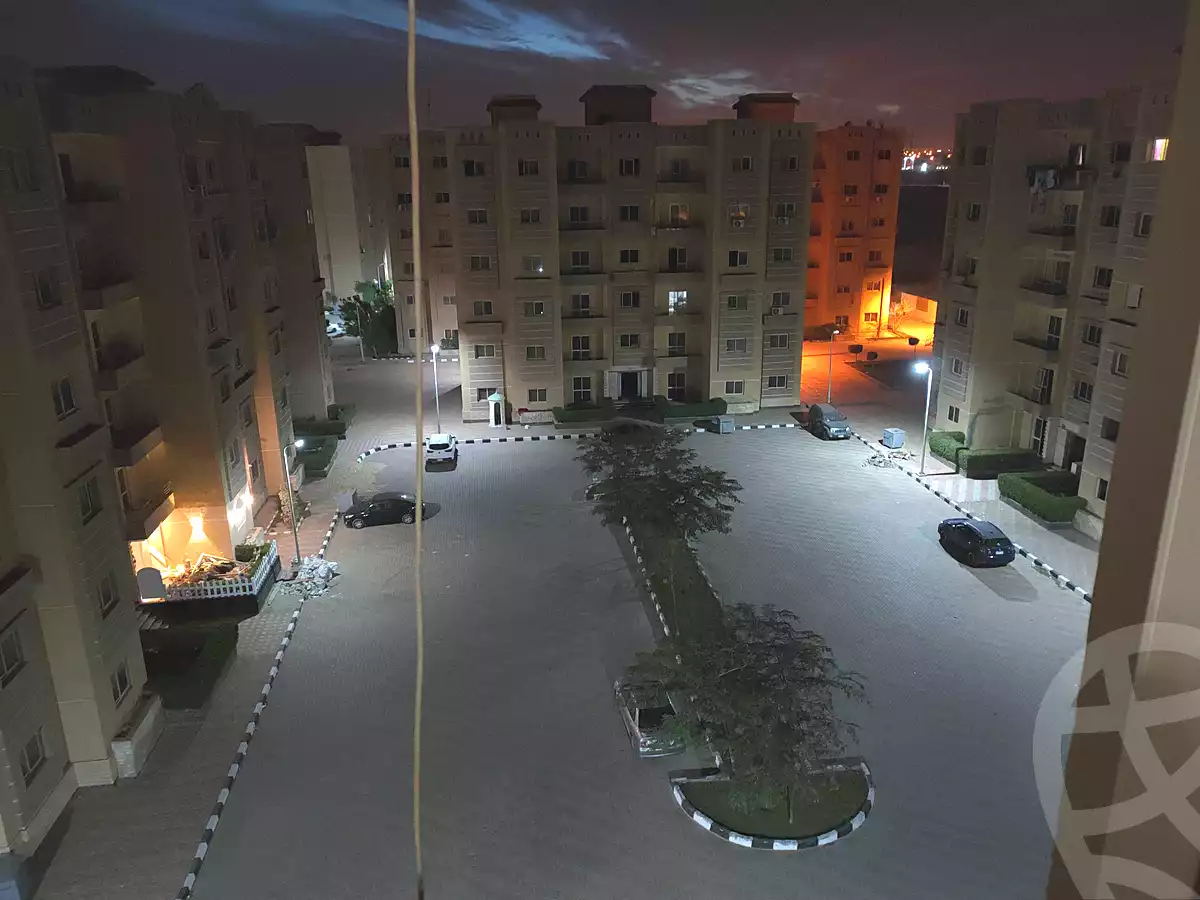 https://aqarmap.com.eg/ar/listing/4406631-for-sale-cairo-6th-of-october-compound-rwyl-fly