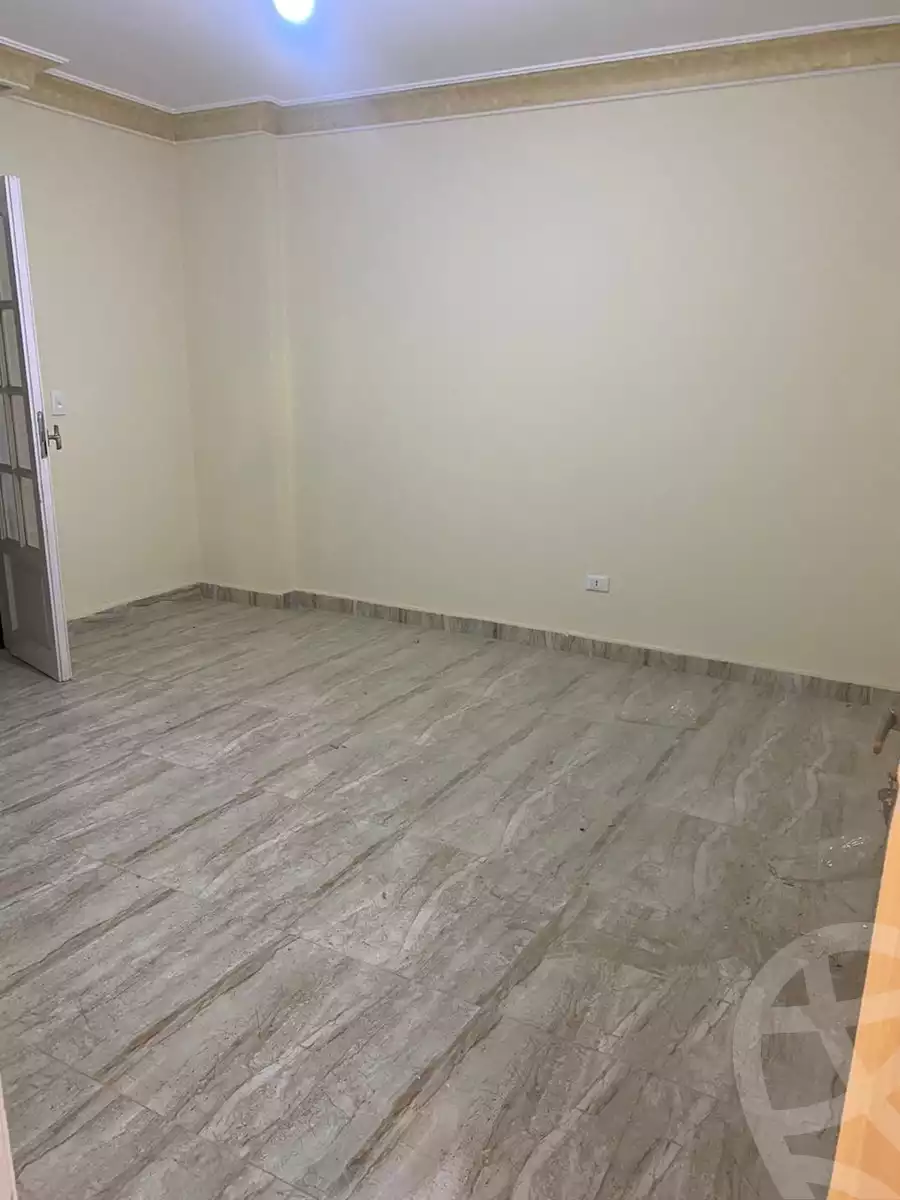 https://aqarmap.com.eg/en/listing/3898623-for-sale-cairo-nasr-city-hay-el-sefarat-ahbab-el-rasoul-st