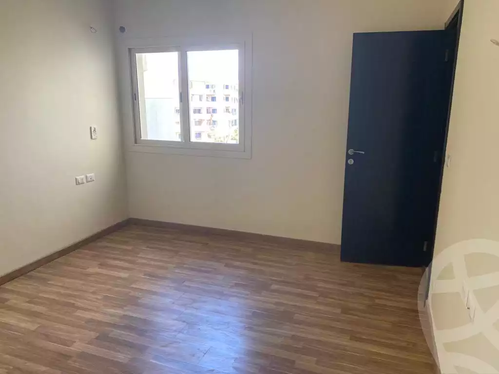https://aqarmap.com.eg/ar/listing/3899702-for-rent-cairo-el-sheikh-zayed-city-compounds-dh-drys