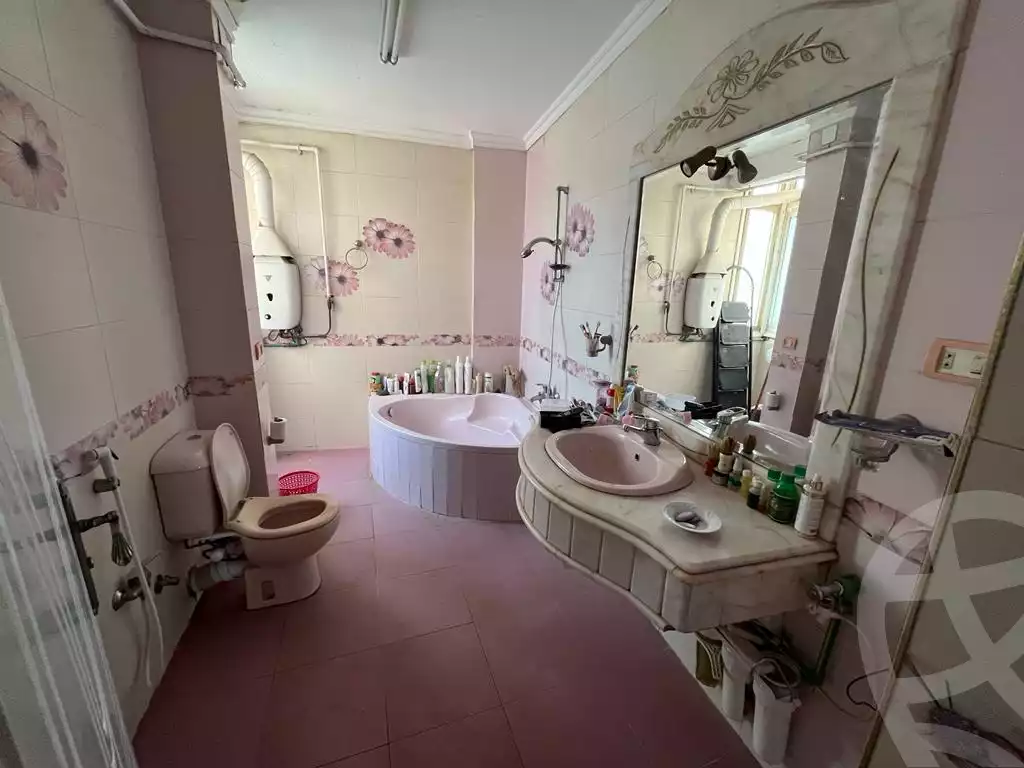 https://aqarmap.com.eg/en/listing/4274249-for-sale-el_sahel-shobra-st